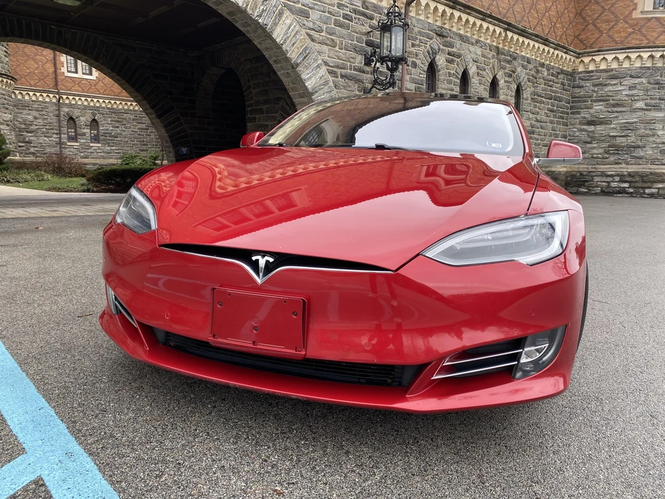 2016 Tesla Model S - Image 6 of 31