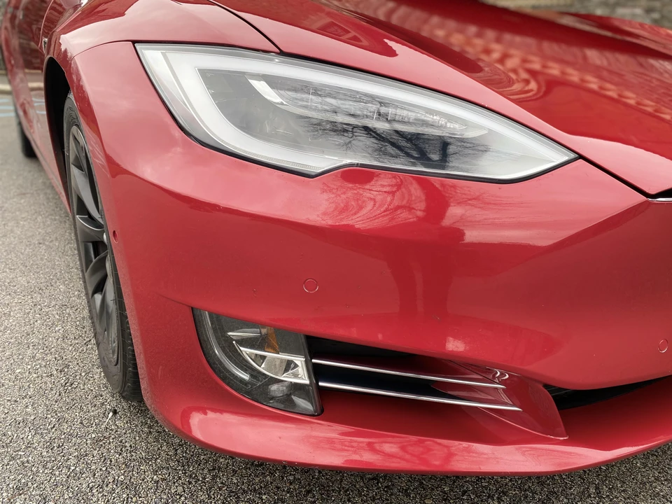 2016 Tesla Model S - Image 11 of 31