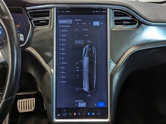 2016 Tesla Model S - Image 7 of 12