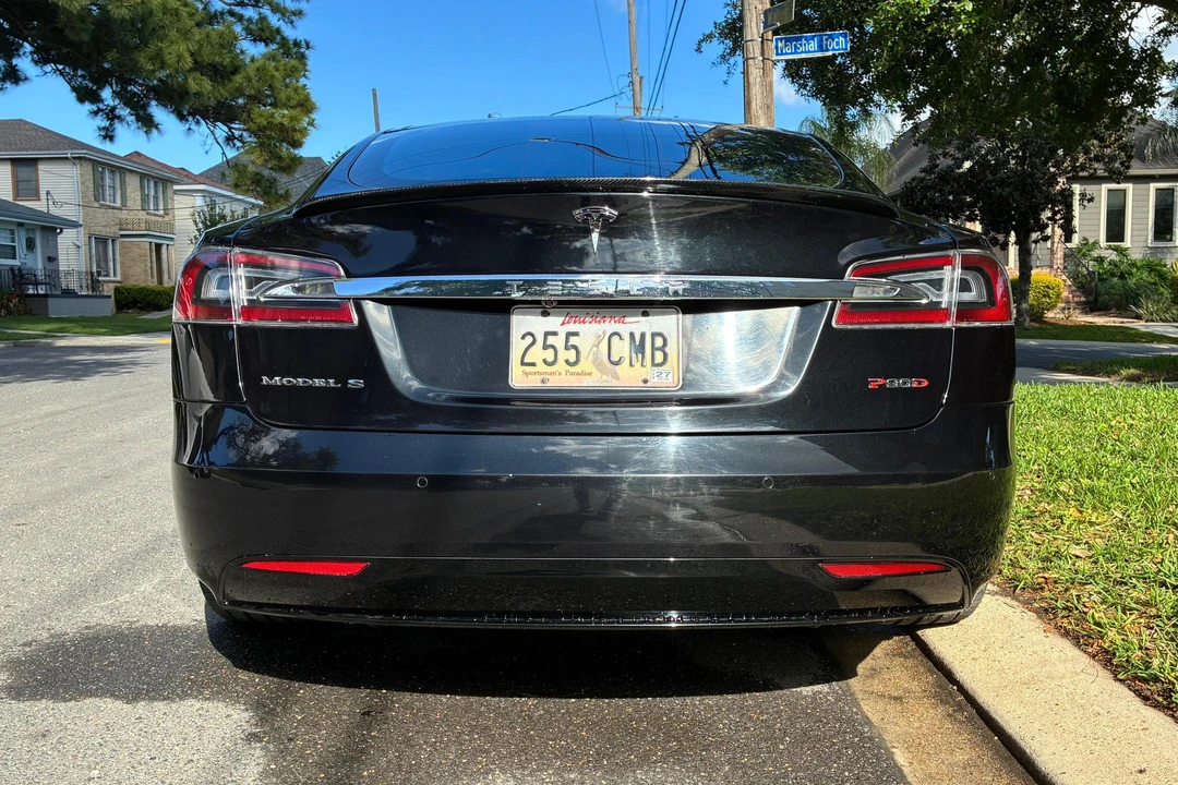 2016 Tesla Model S - Image 5 of 31