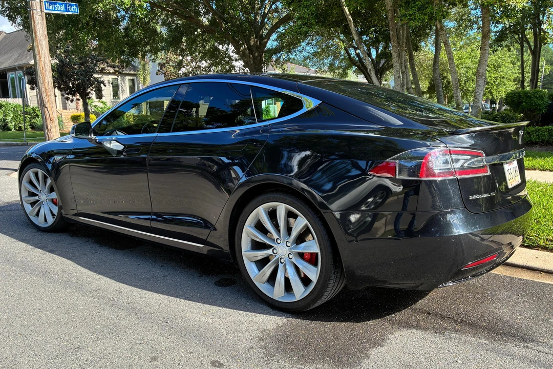 2016 Tesla Model S - Image 4 of 31