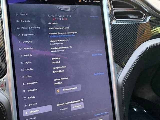 2016 Tesla Model S - Image 16 of 17