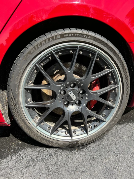 2016 Tesla Model S - Image 29 of 31