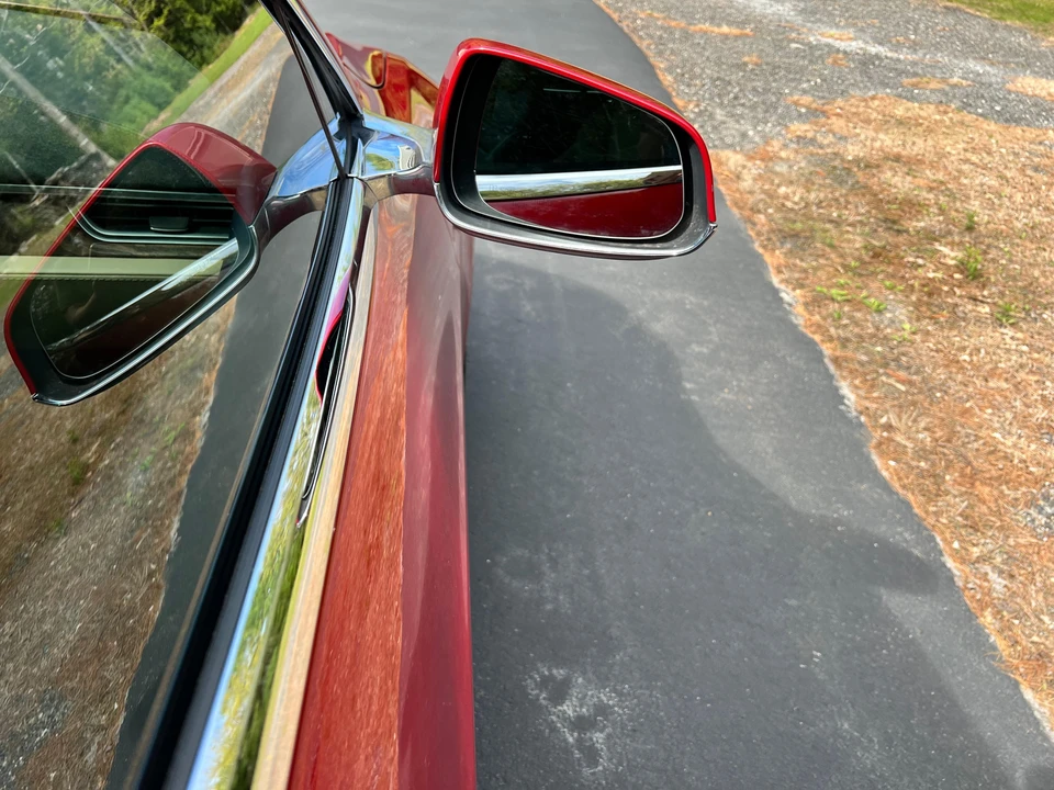 2016 Tesla Model S - Image 25 of 31