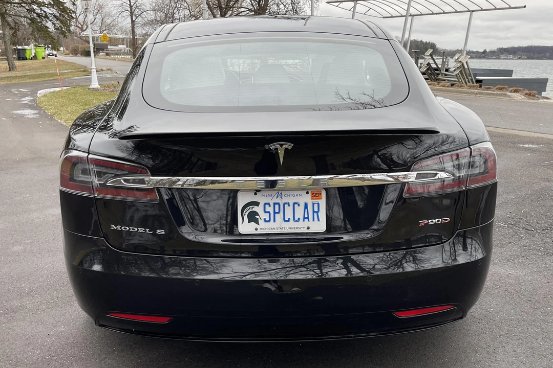 2016 Tesla Model S - Image 5 of 9