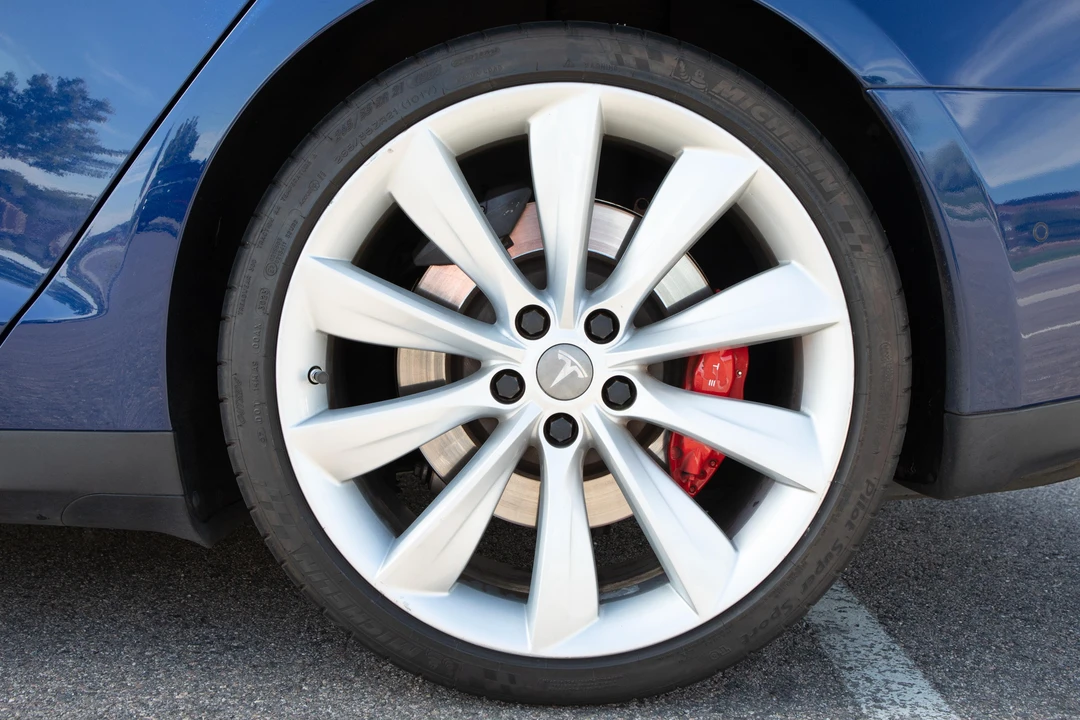 2016 Tesla Model S - Image 31 of 31