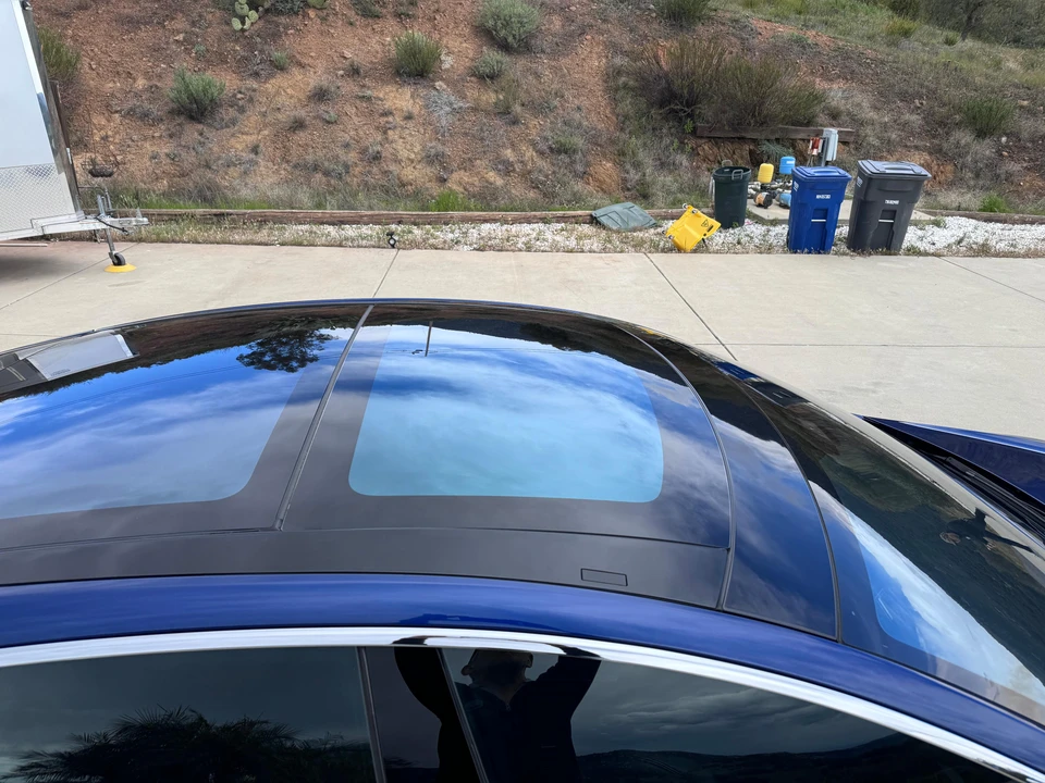 2016 Tesla Model S - Image 28 of 31