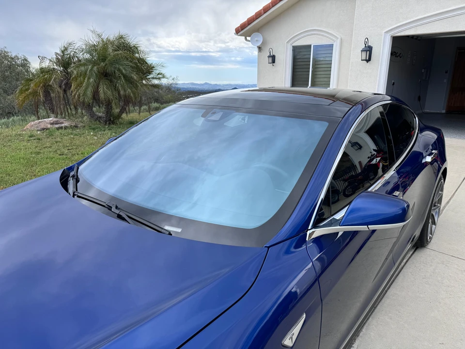 2016 Tesla Model S - Image 21 of 31