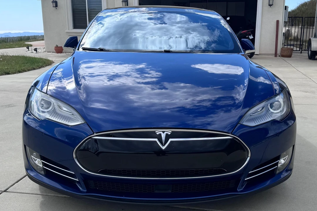 2016 Tesla Model S - Image 2 of 31