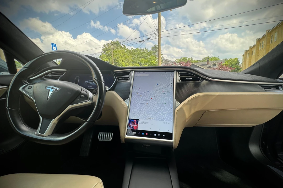 2016 Tesla Model S - Image 31 of 31