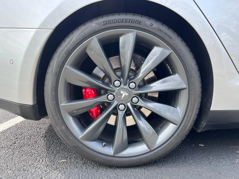 2016 Tesla Model S - Image 22 of 31