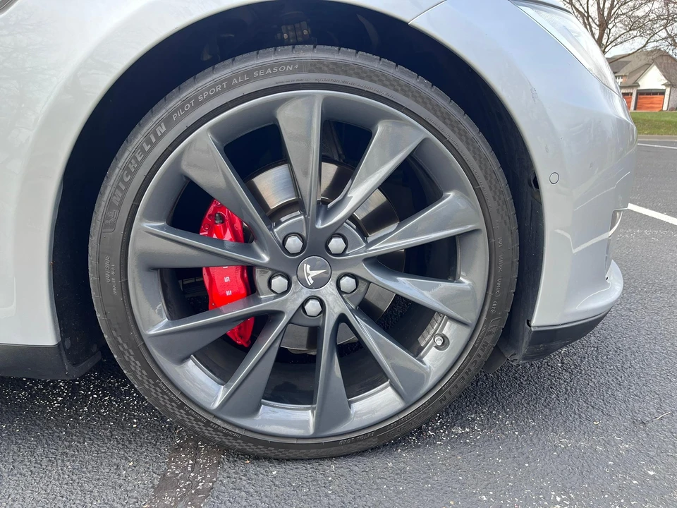 2016 Tesla Model S - Image 23 of 31