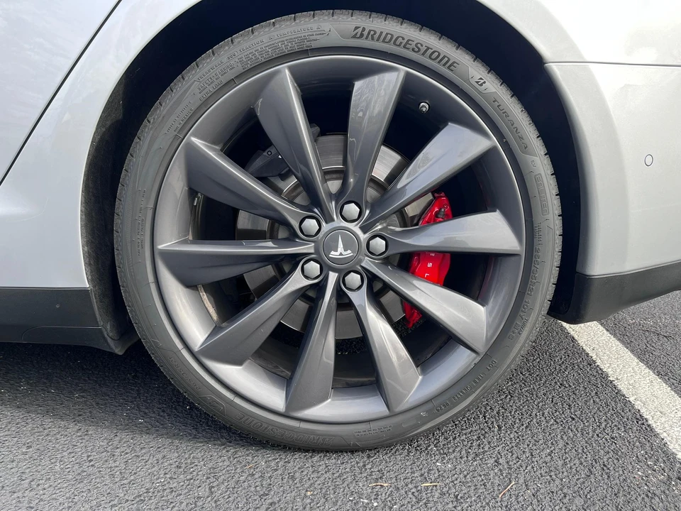 2016 Tesla Model S - Image 21 of 31