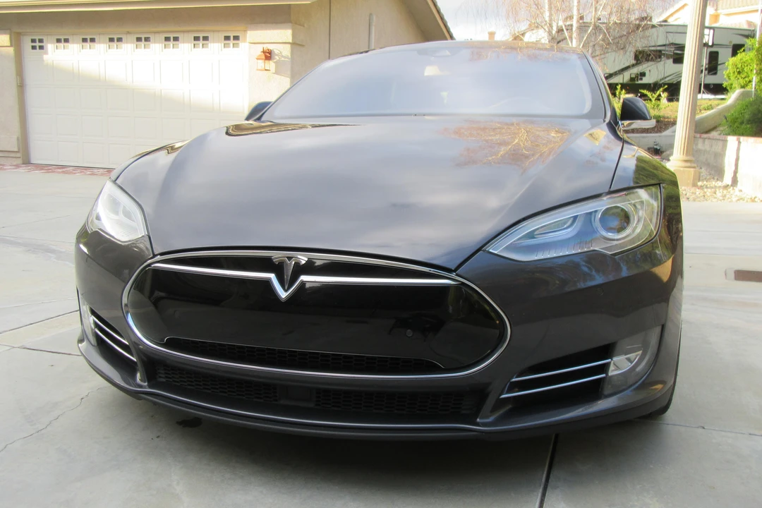 2016 Tesla Model S - Image 6 of 31