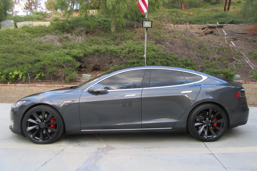 2016 Tesla Model S - Image 3 of 31