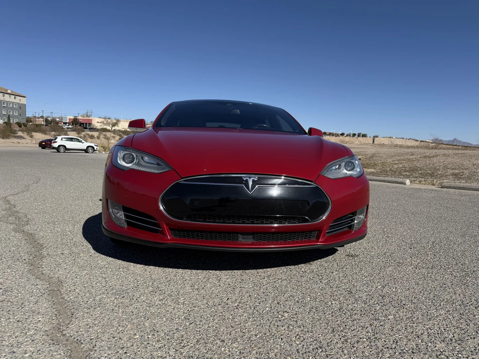 2016 Tesla Model S - Image 7 of 31