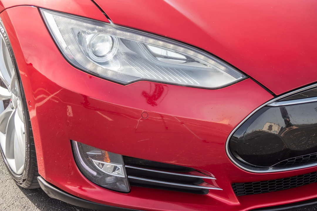 2016 Tesla Model S - Image 12 of 31