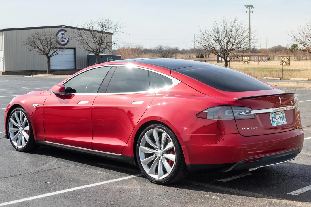 2016 Tesla Model S - Image 4 of 31