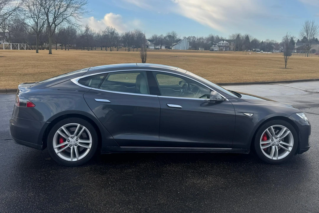 2016 Tesla Model S - Image 3 of 31