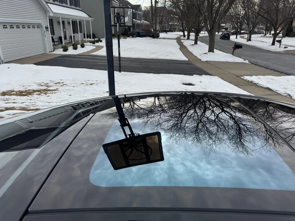2016 Tesla Model S - Image 19 of 31