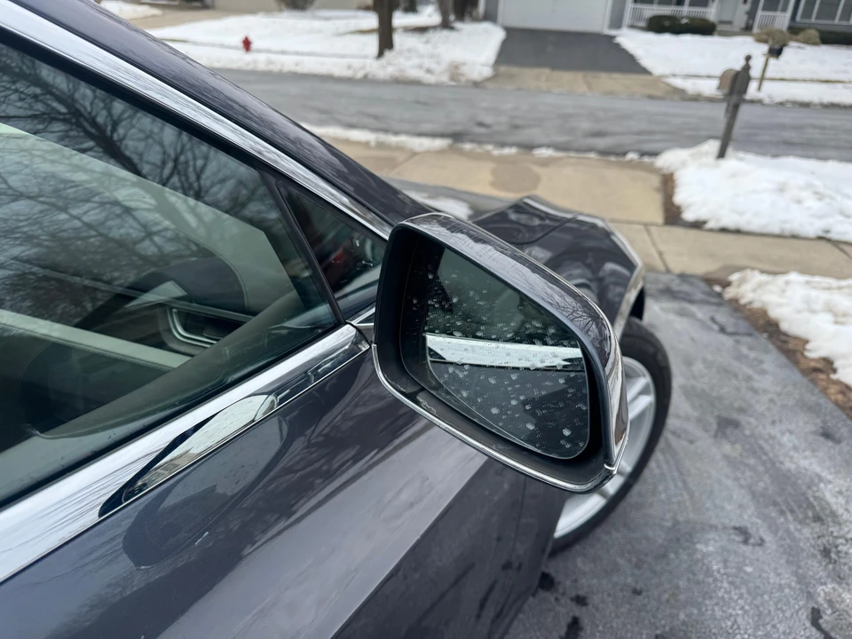 2016 Tesla Model S - Image 18 of 31