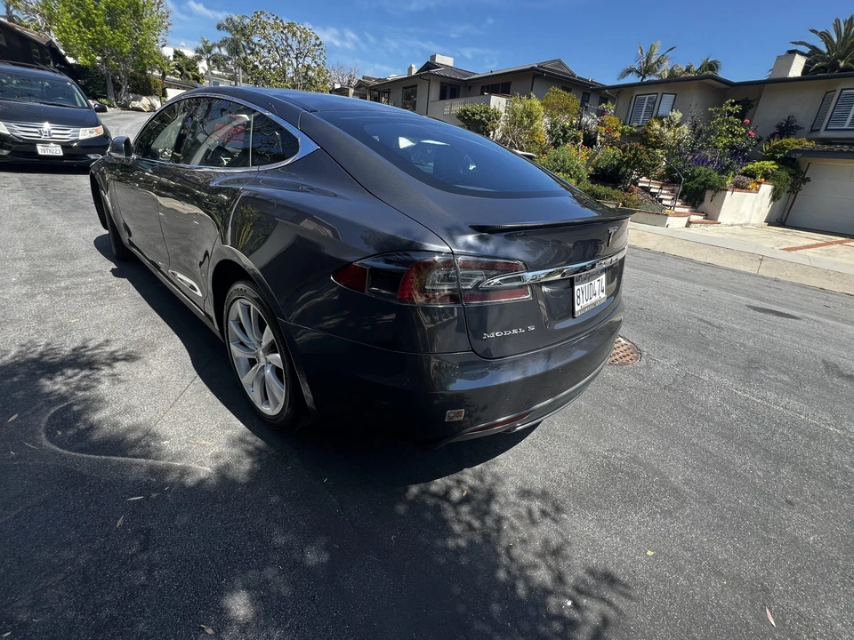 2016 Tesla Model S - Image 6 of 31