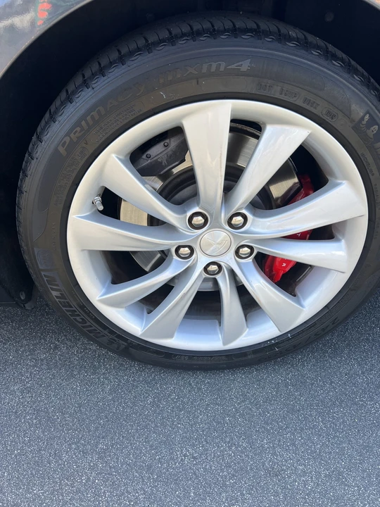 2016 Tesla Model S - Image 30 of 31
