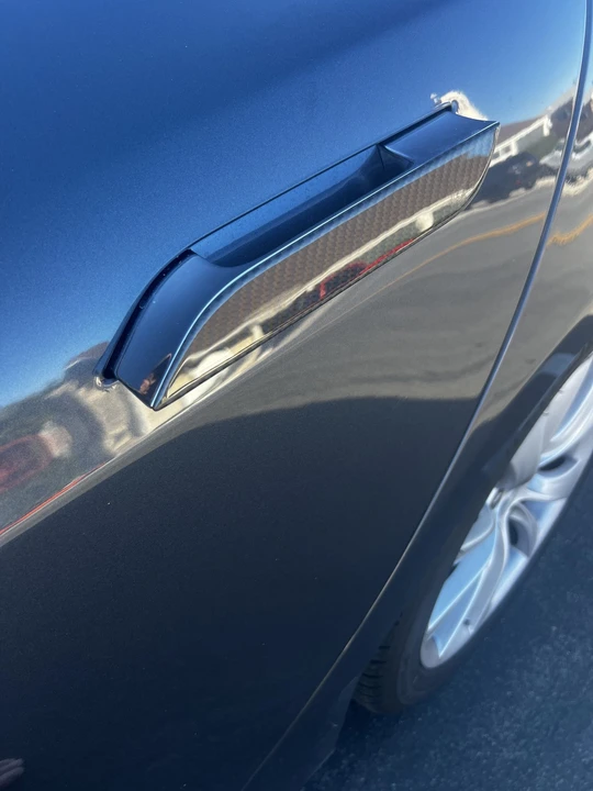 2016 Tesla Model S - Image 23 of 31