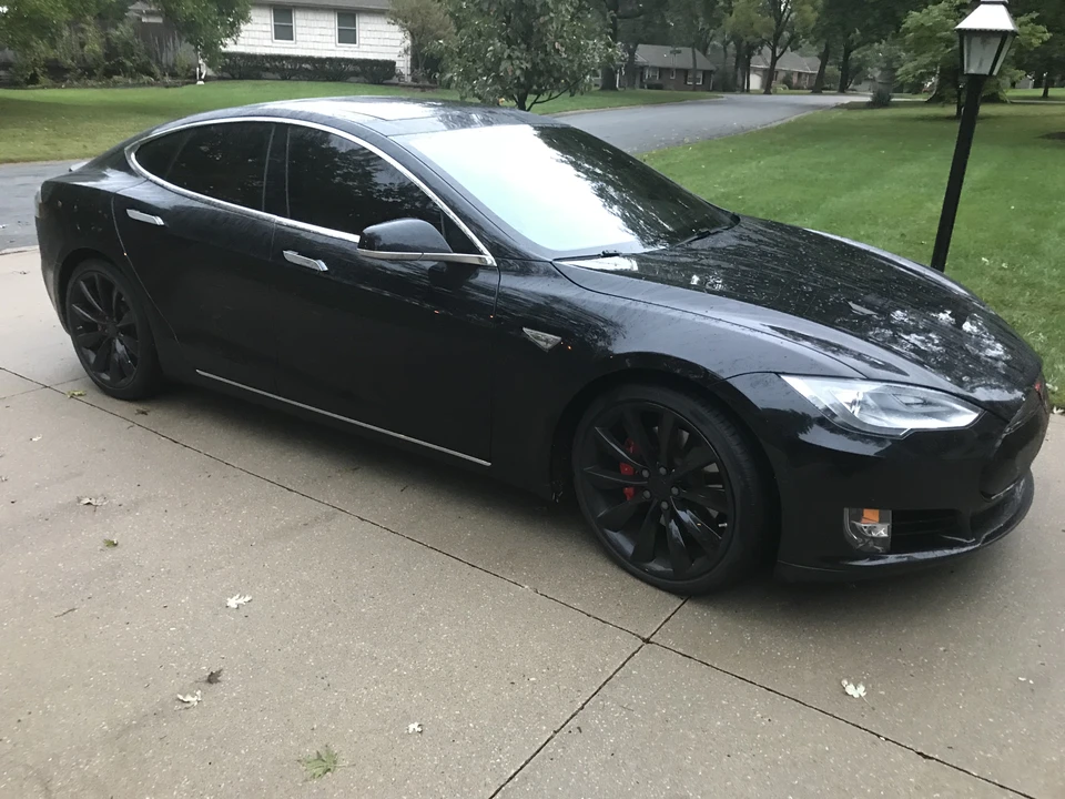 2016 Tesla Model S - Image 3 of 4