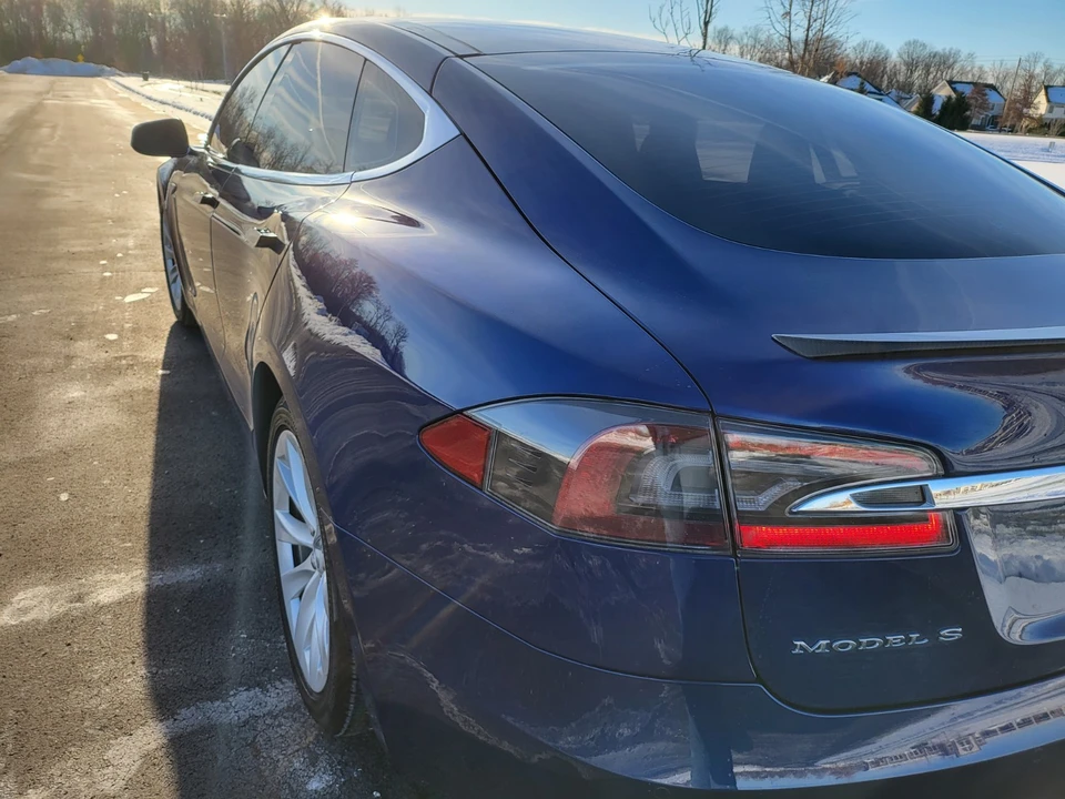2016 Tesla Model S - Image 3 of 20