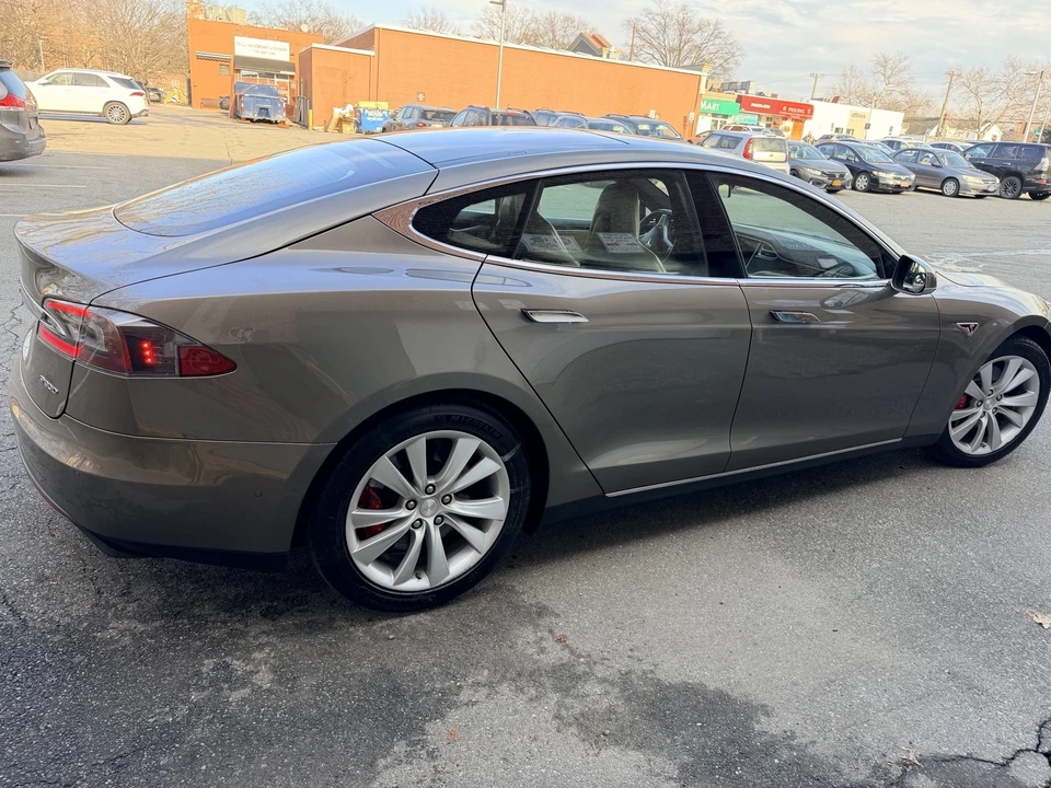2016 Tesla Model S - Image 4 of 21