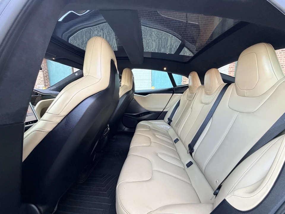 2016 Tesla Model S - Image 13 of 21