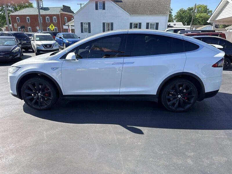 2016 Tesla Model X - Image 6 of 17