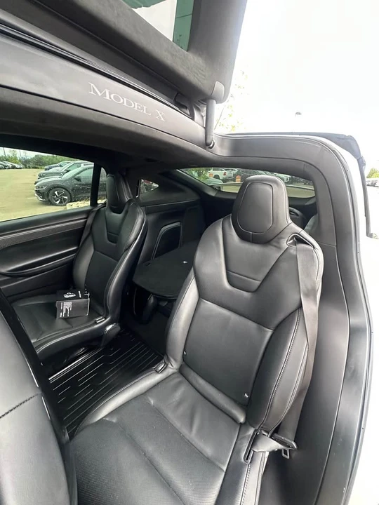 2016 Tesla Model X - Image 5 of 7