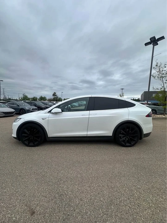 2016 Tesla Model X - Image 3 of 7