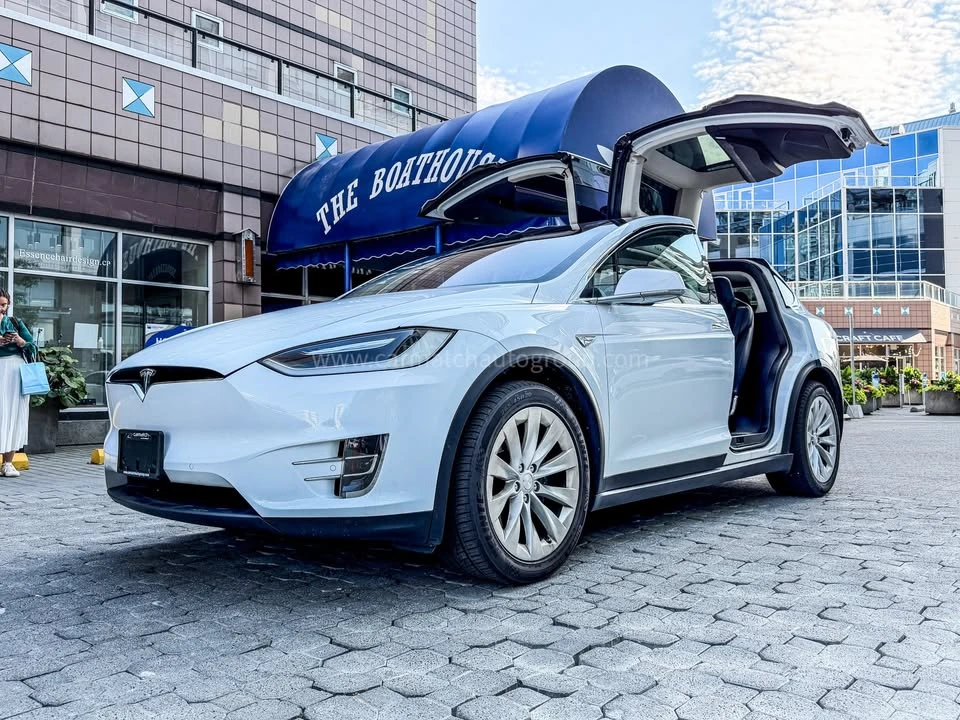 2016 Tesla Model X - Image 9 of 20