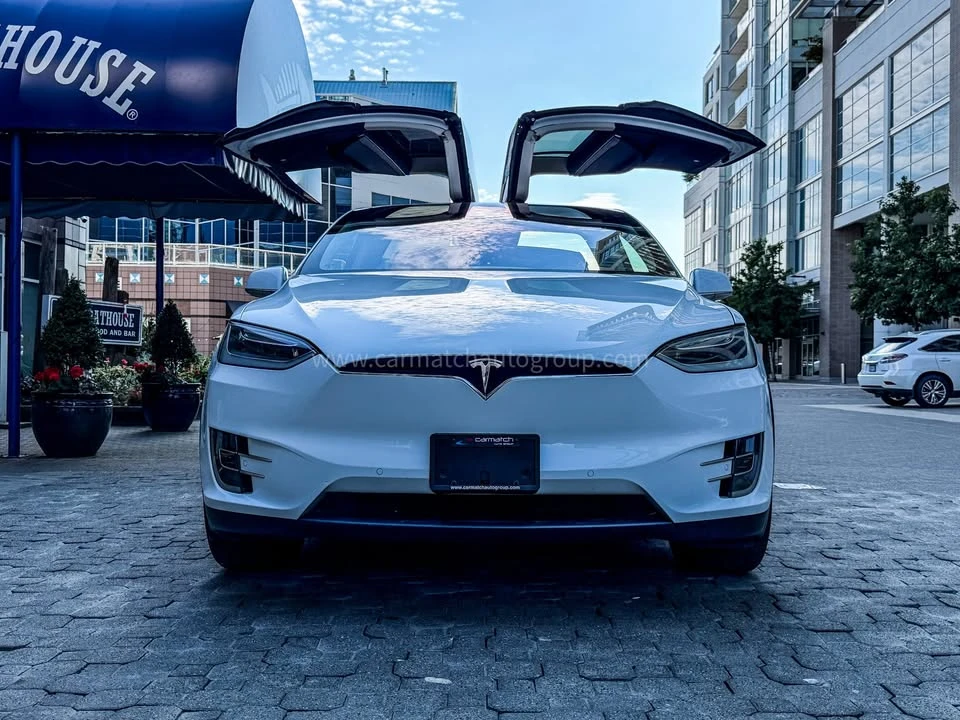 2016 Tesla Model X - Image 10 of 20