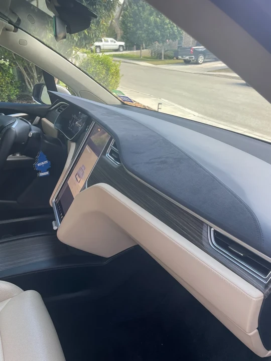 2016 Tesla Model X - Image 16 of 19