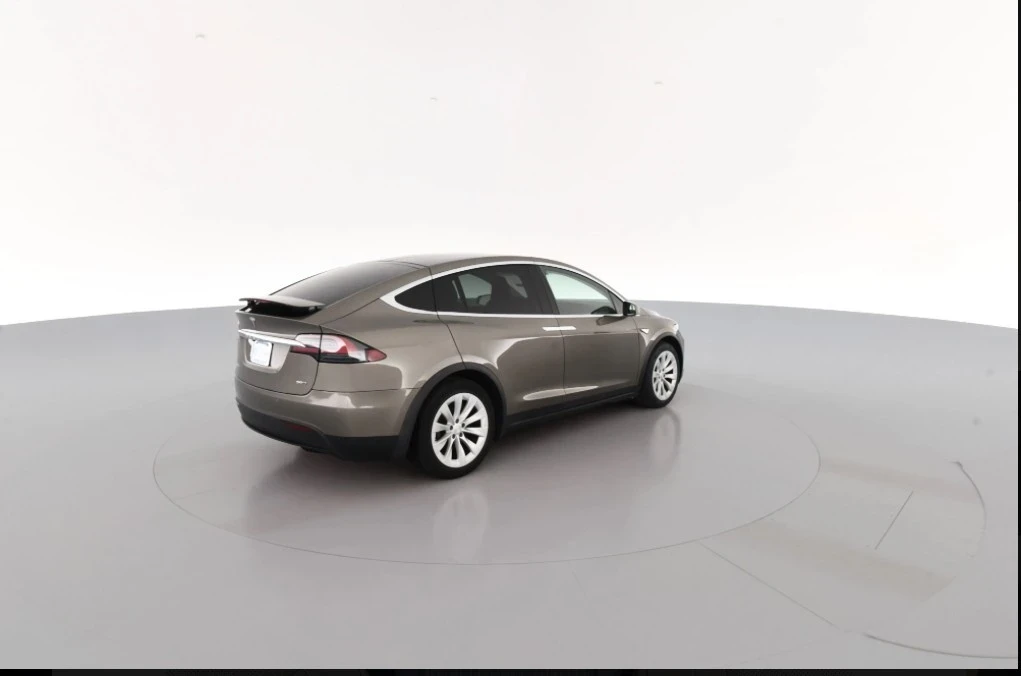 2016 Tesla Model X - Image 5 of 19