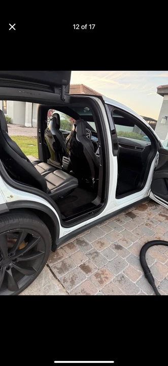 2016 Tesla Model X - Image 10 of 17