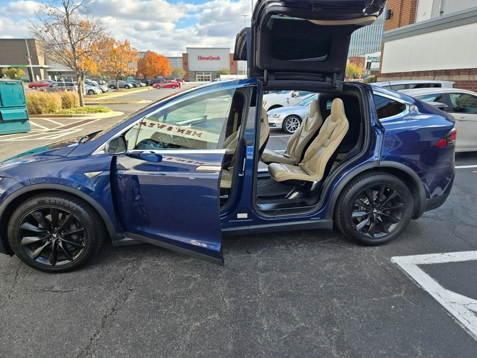 2016 Tesla Model X - Image 3 of 19