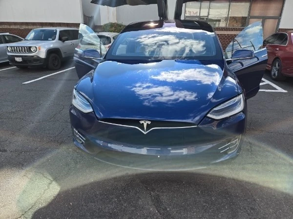 2016 Tesla Model X - Image 8 of 19