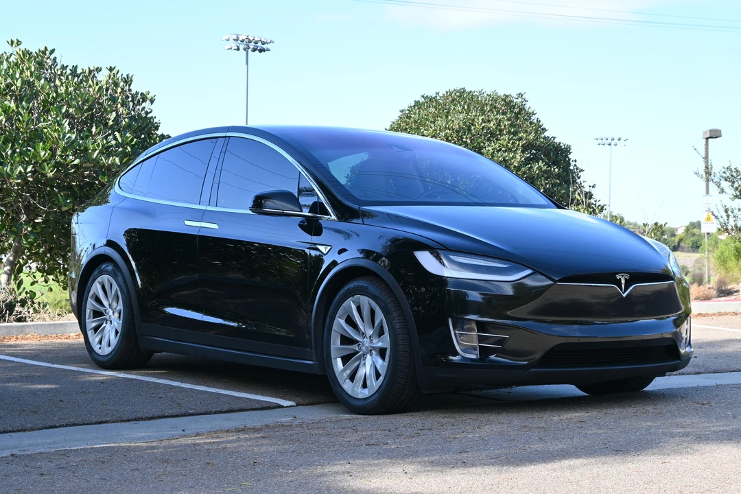 2016 Tesla Model X - Image 16 of 21