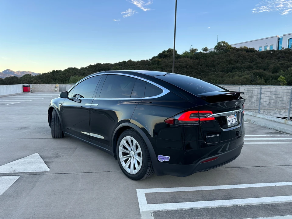 2016 Tesla Model X - Image 7 of 21