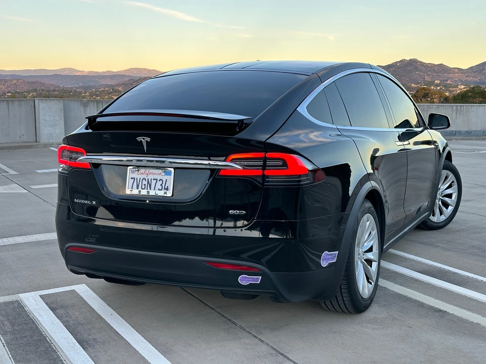 2016 Tesla Model X - Image 12 of 21