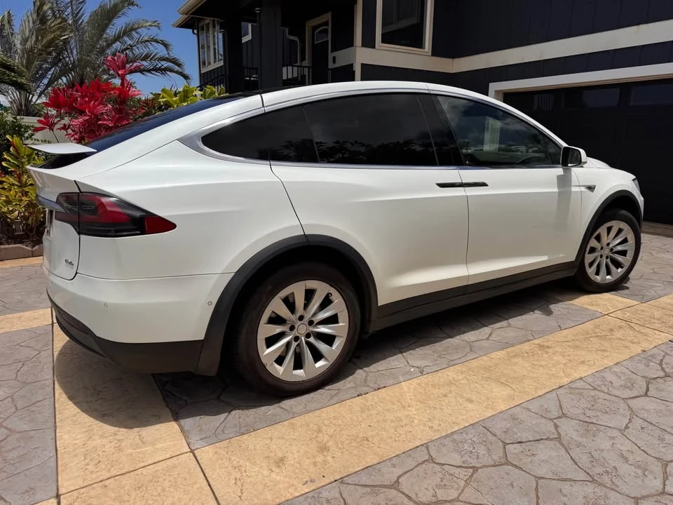 2016 Tesla Model X - Image 6 of 18