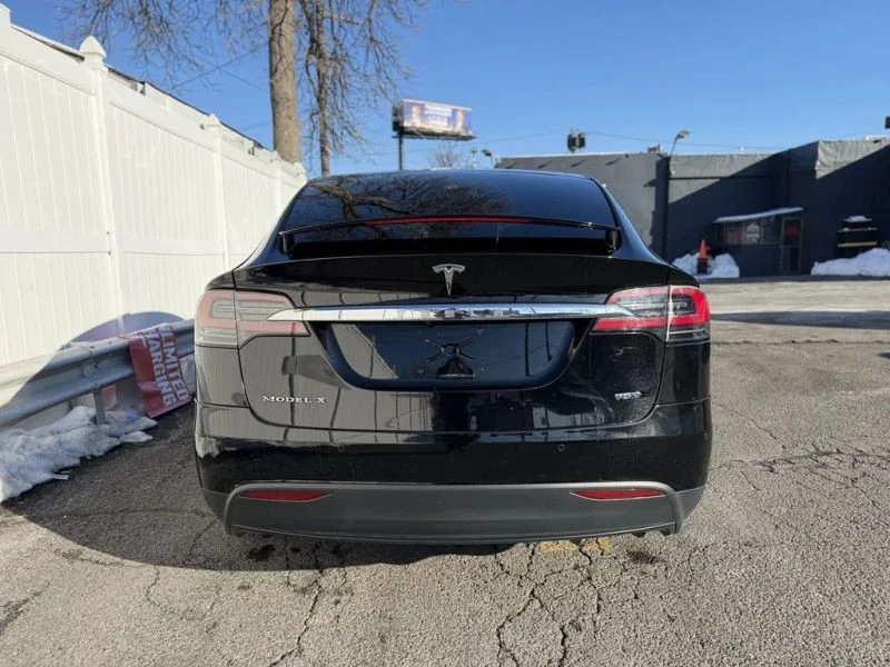 2016 Tesla Model X - Image 6 of 12