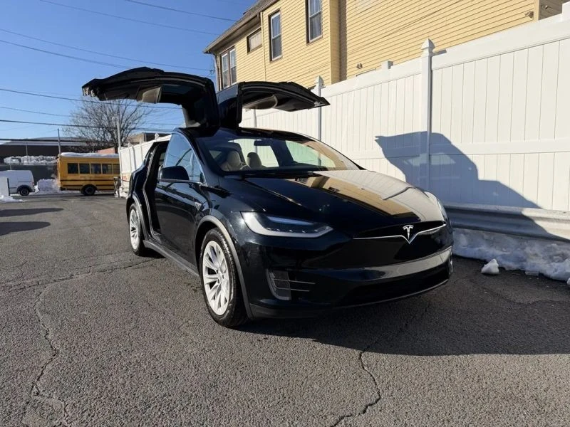 2016 Tesla Model X - Image 3 of 12