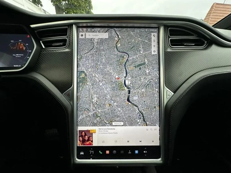 2016 Tesla Model X - Image 11 of 12