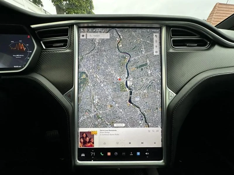 2016 Tesla Model X - Image 11 of 12